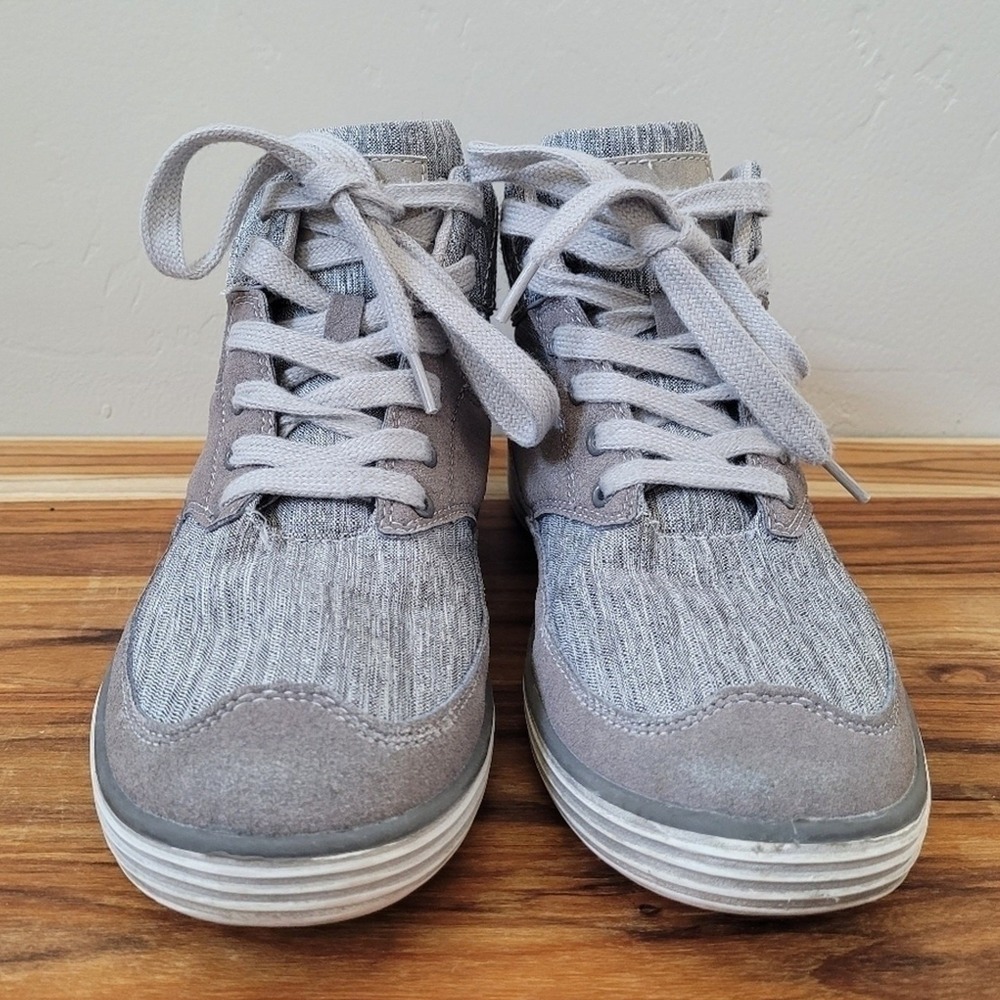 Unionbay UB520 SE High Top Sneakers Men Size 8 Gray Quilted Textile Skater Shoes